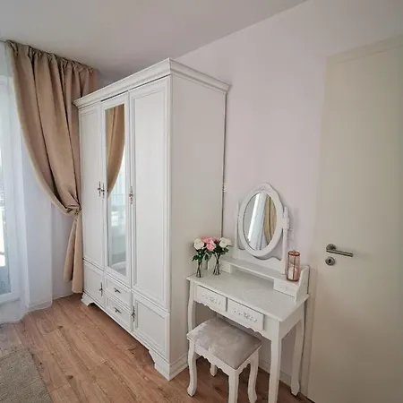 Апартаменты Cliche Luxury