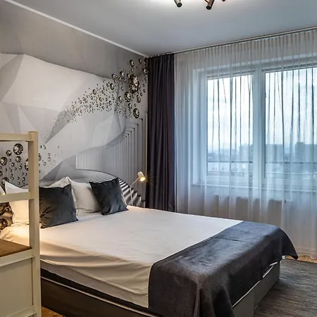 Cliche Luxury Apartment