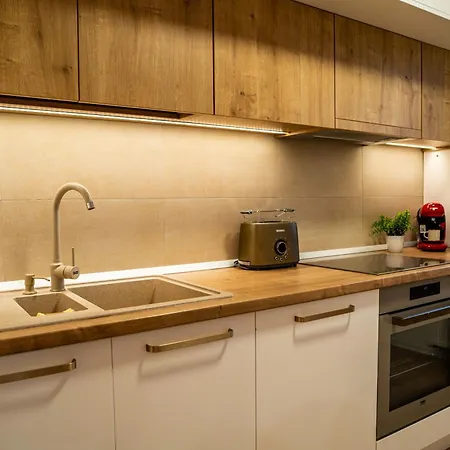 Apartment Cliche Luxury