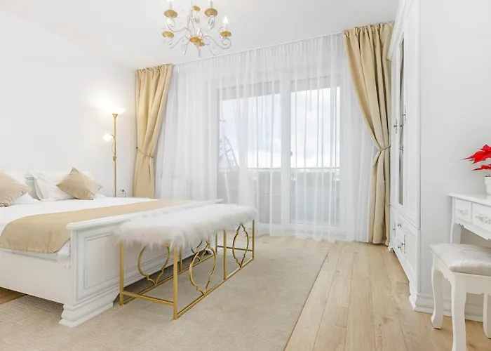 Cliche Luxury דירה *