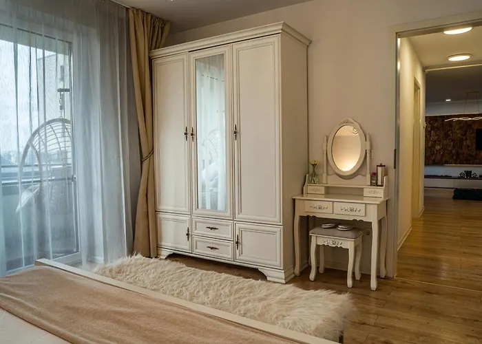 Apartment Cliche Luxury